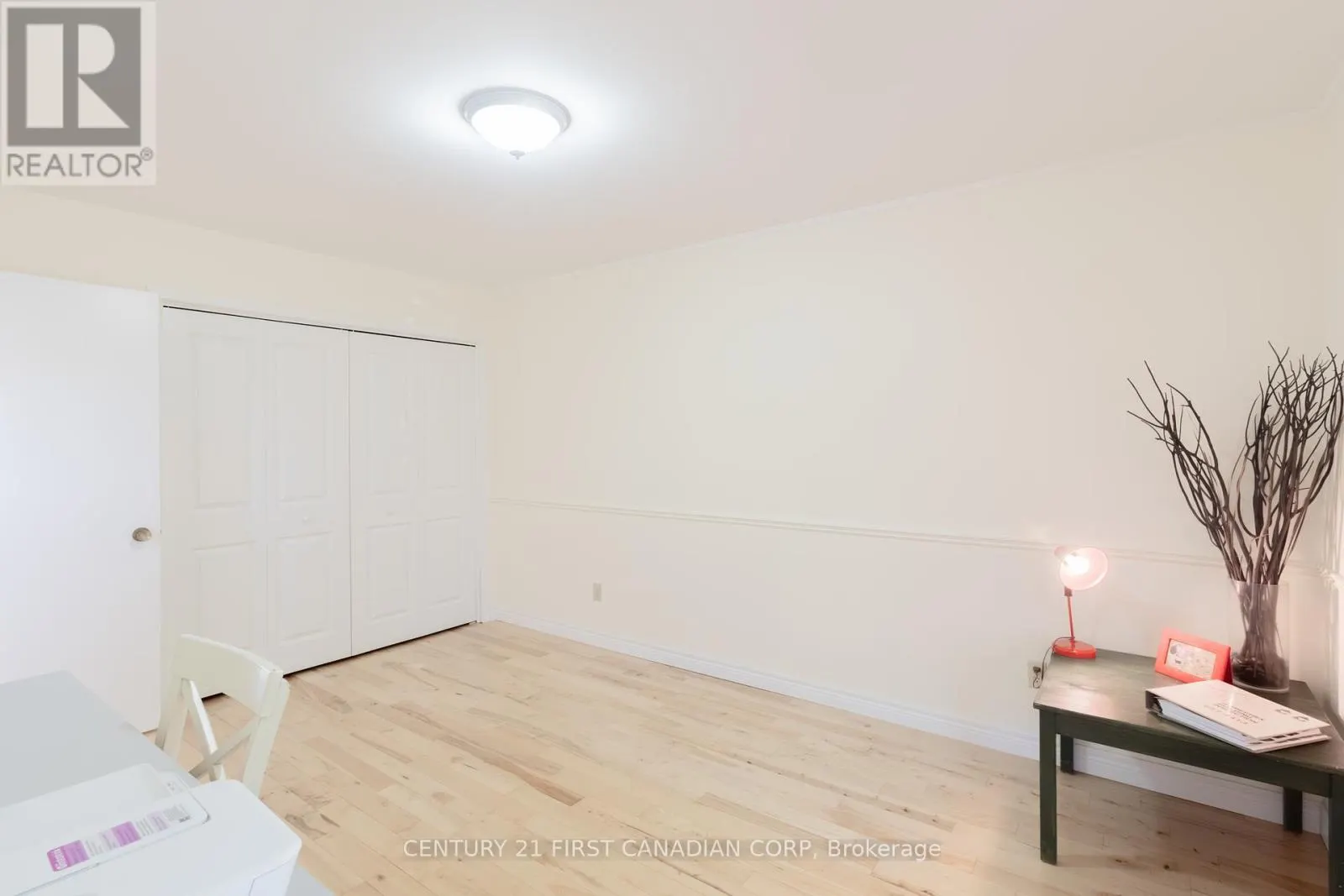 20 - 770 FANSHAWE PARK ROAD E, #20