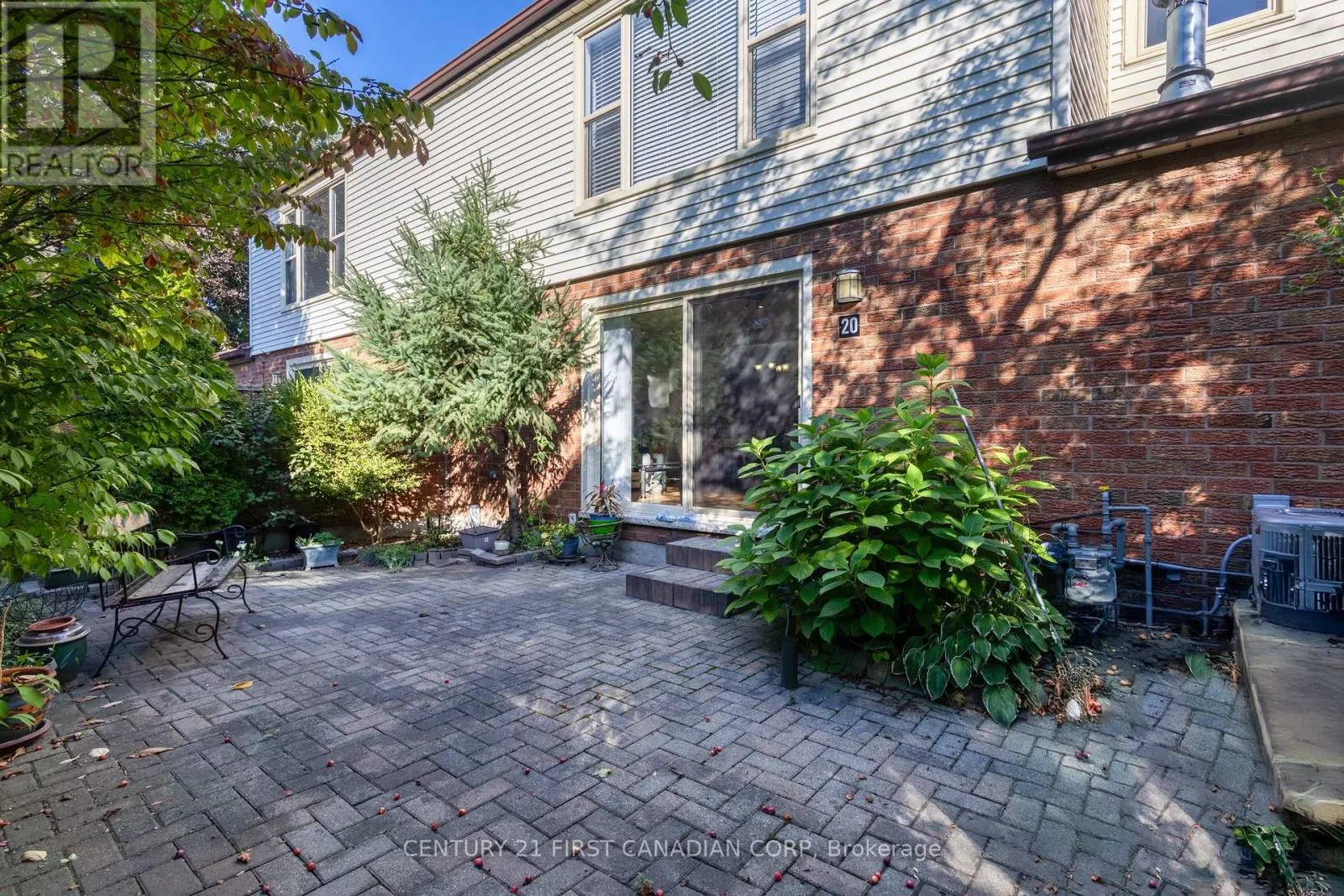 20 - 770 FANSHAWE PARK ROAD E, #20