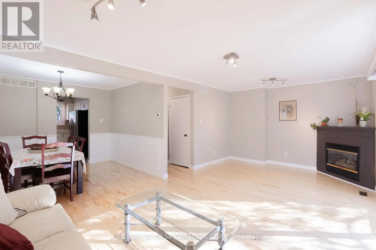 20 - 770 FANSHAWE PARK ROAD E, #20