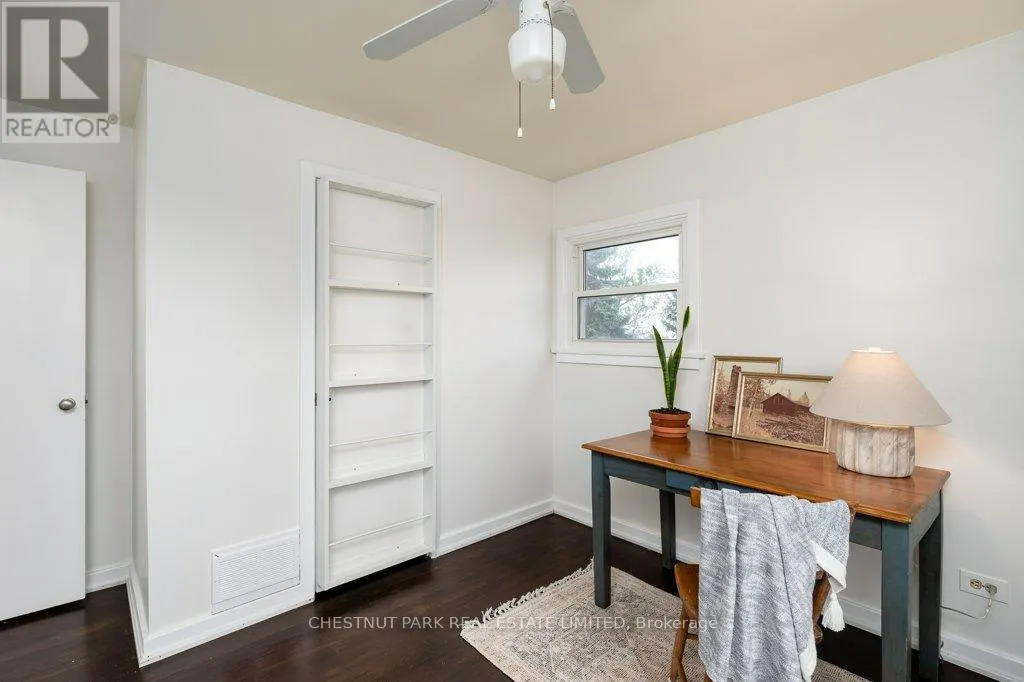 6 LONDON AVENUE
