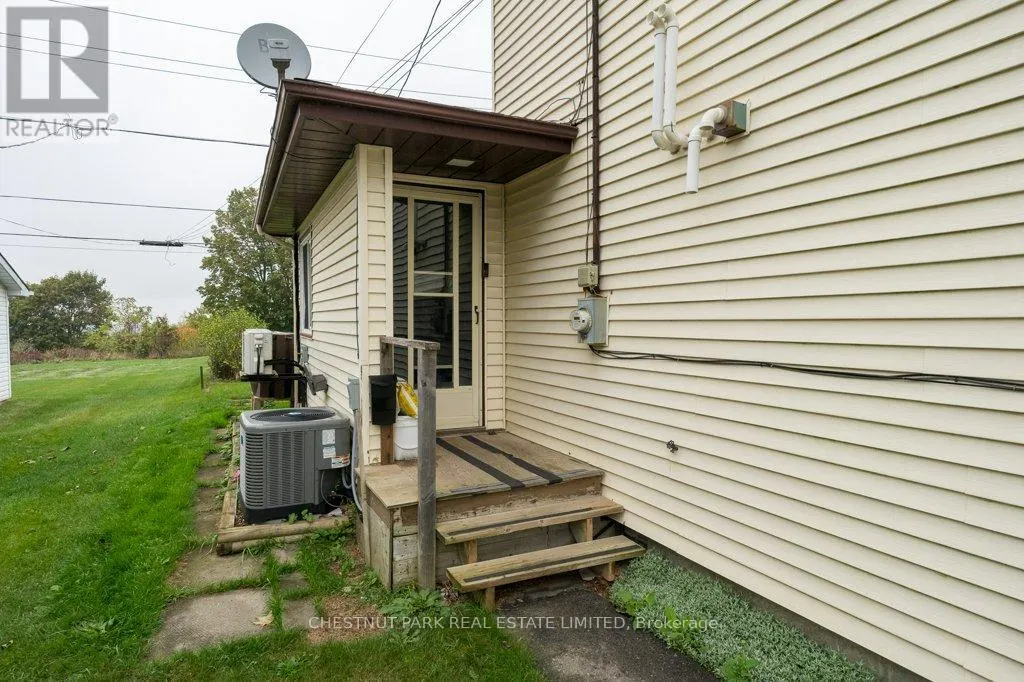 6 LONDON AVENUE