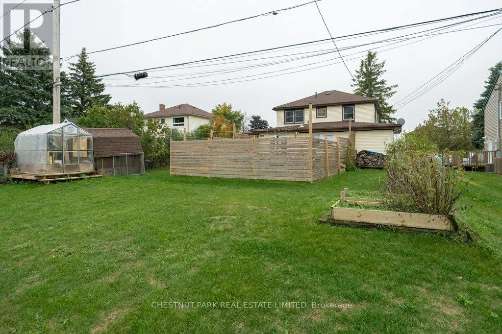 6 LONDON AVENUE