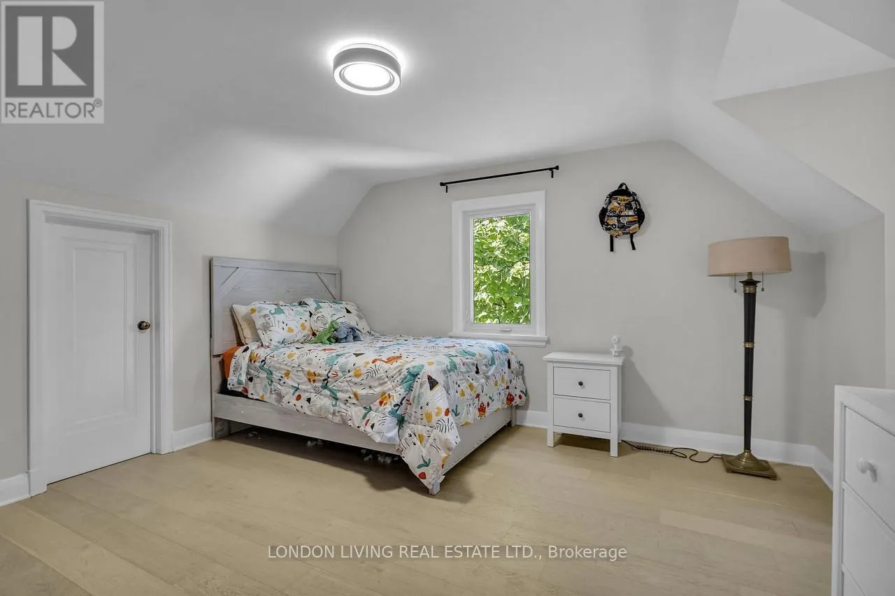 396 WORTLEY ROAD