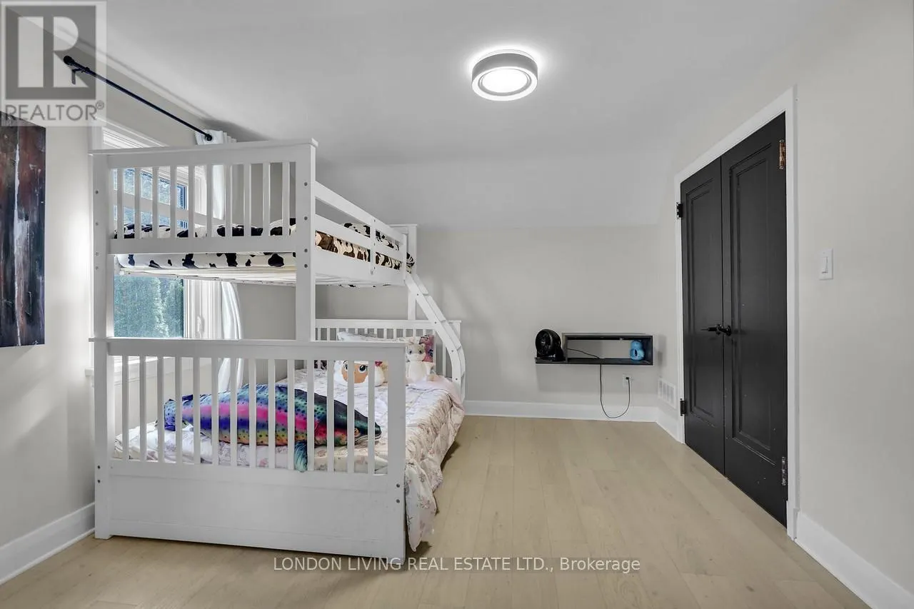 396 WORTLEY ROAD