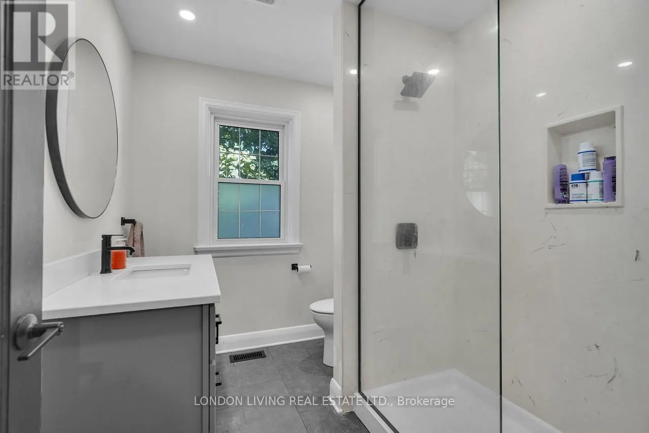 396 WORTLEY ROAD