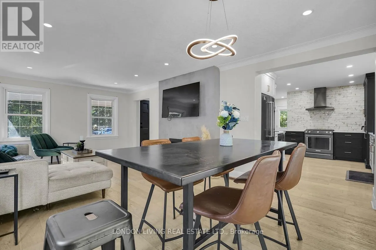 396 WORTLEY ROAD