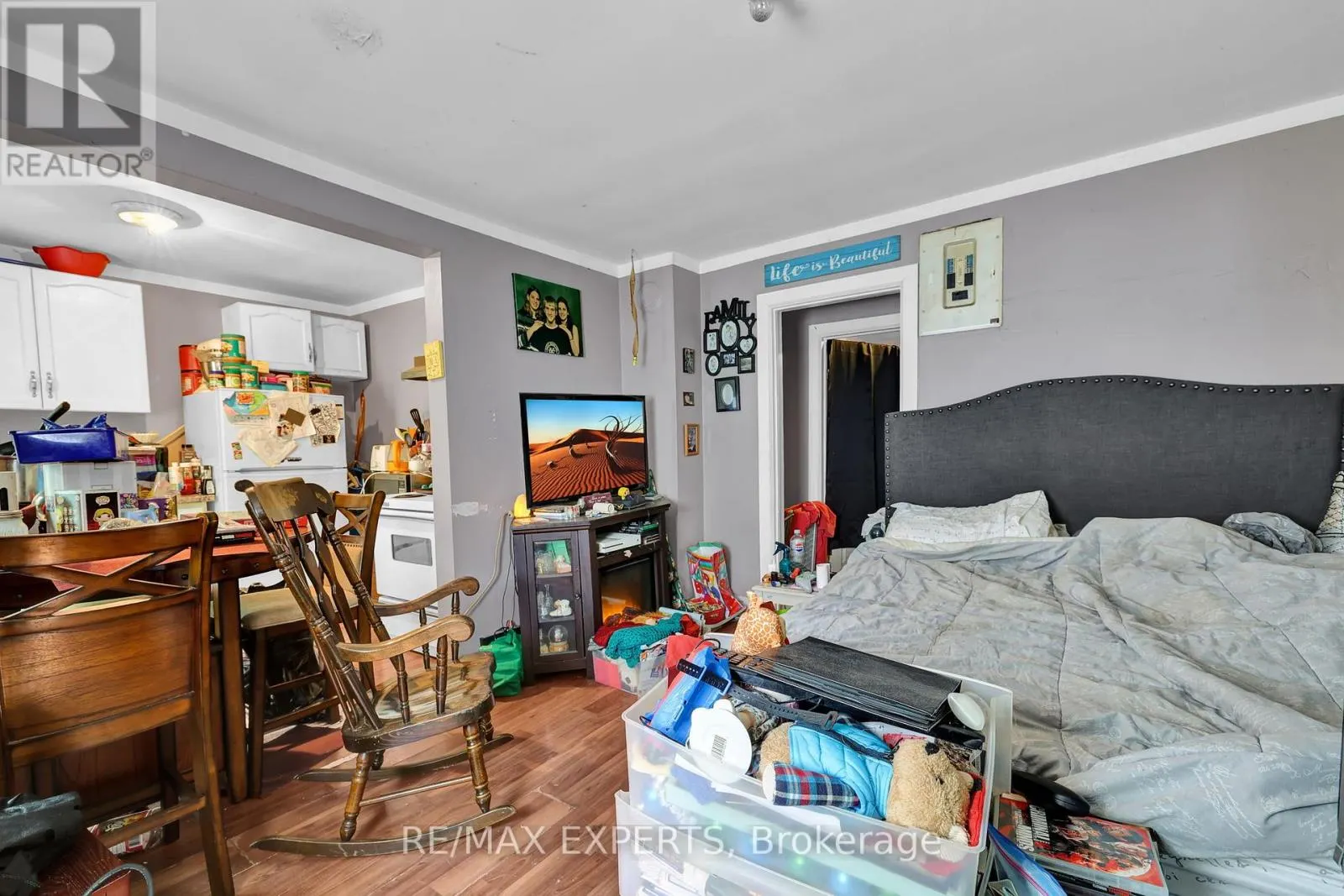 21 FIFTH STREET