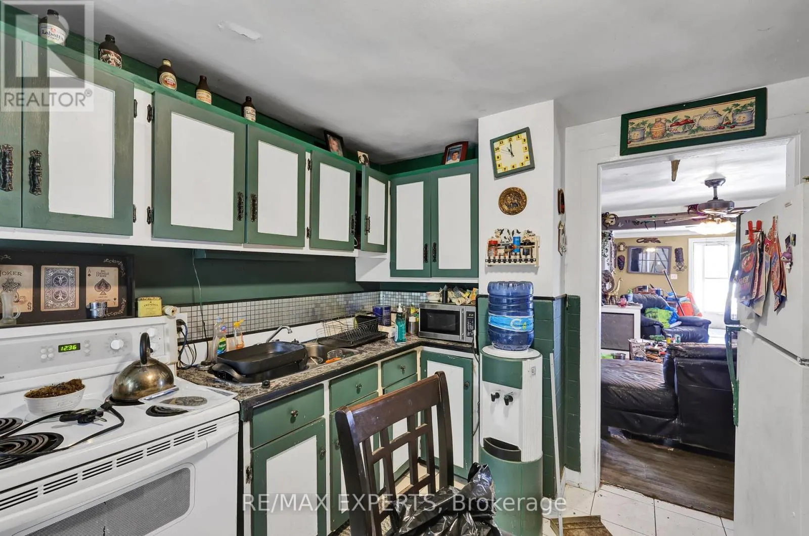 21 FIFTH STREET