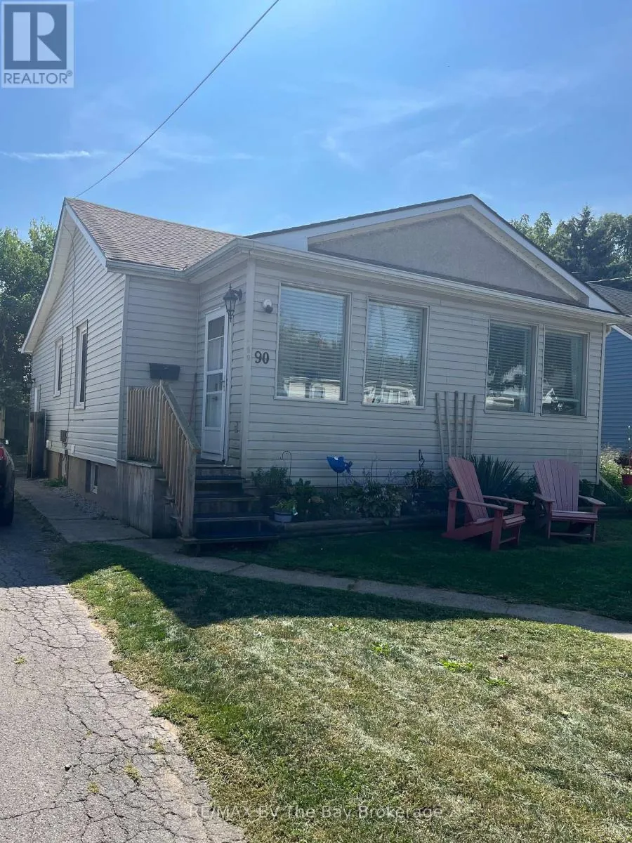 90 GRASS AVENUE