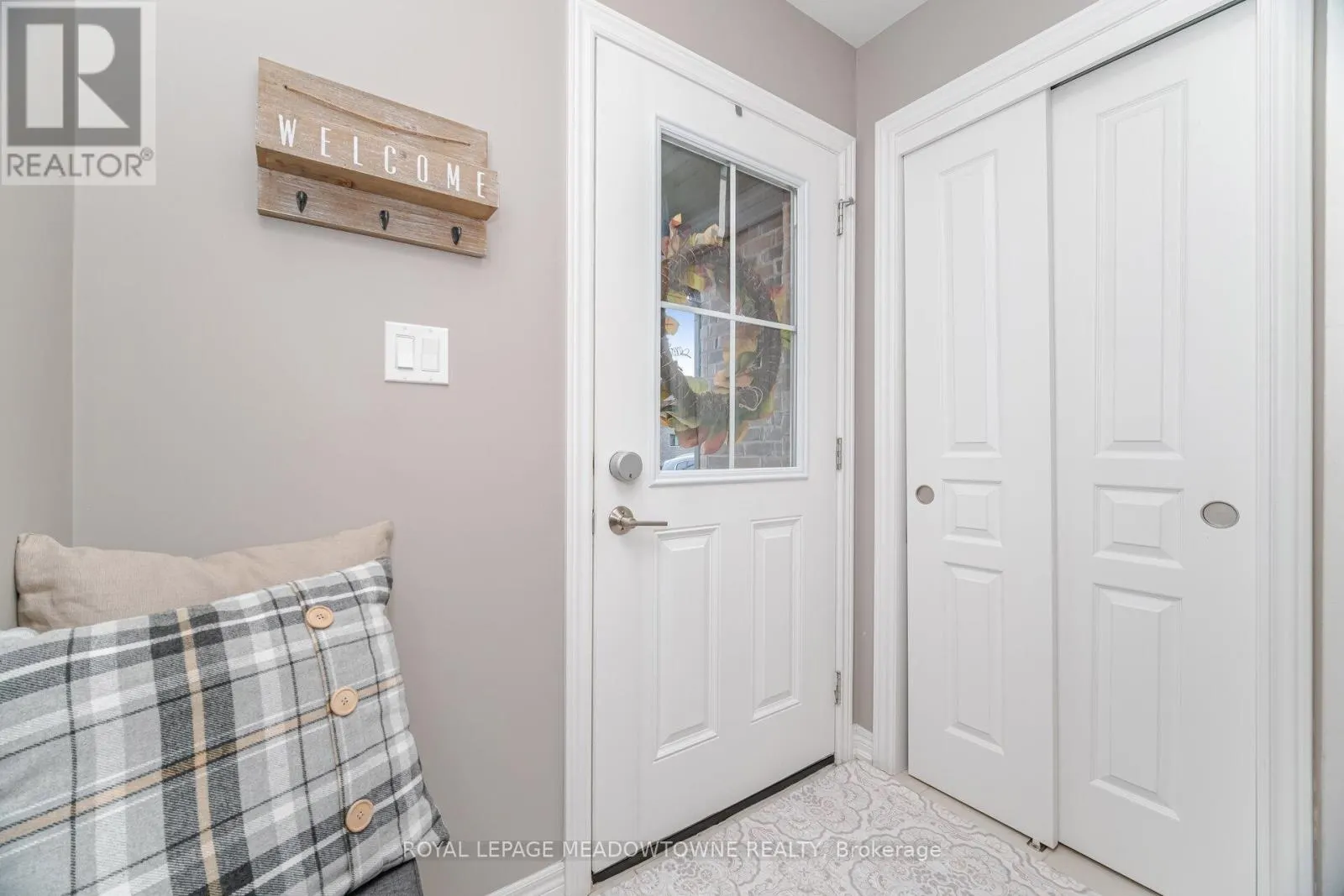 6338 SHAPTON CRESCENT