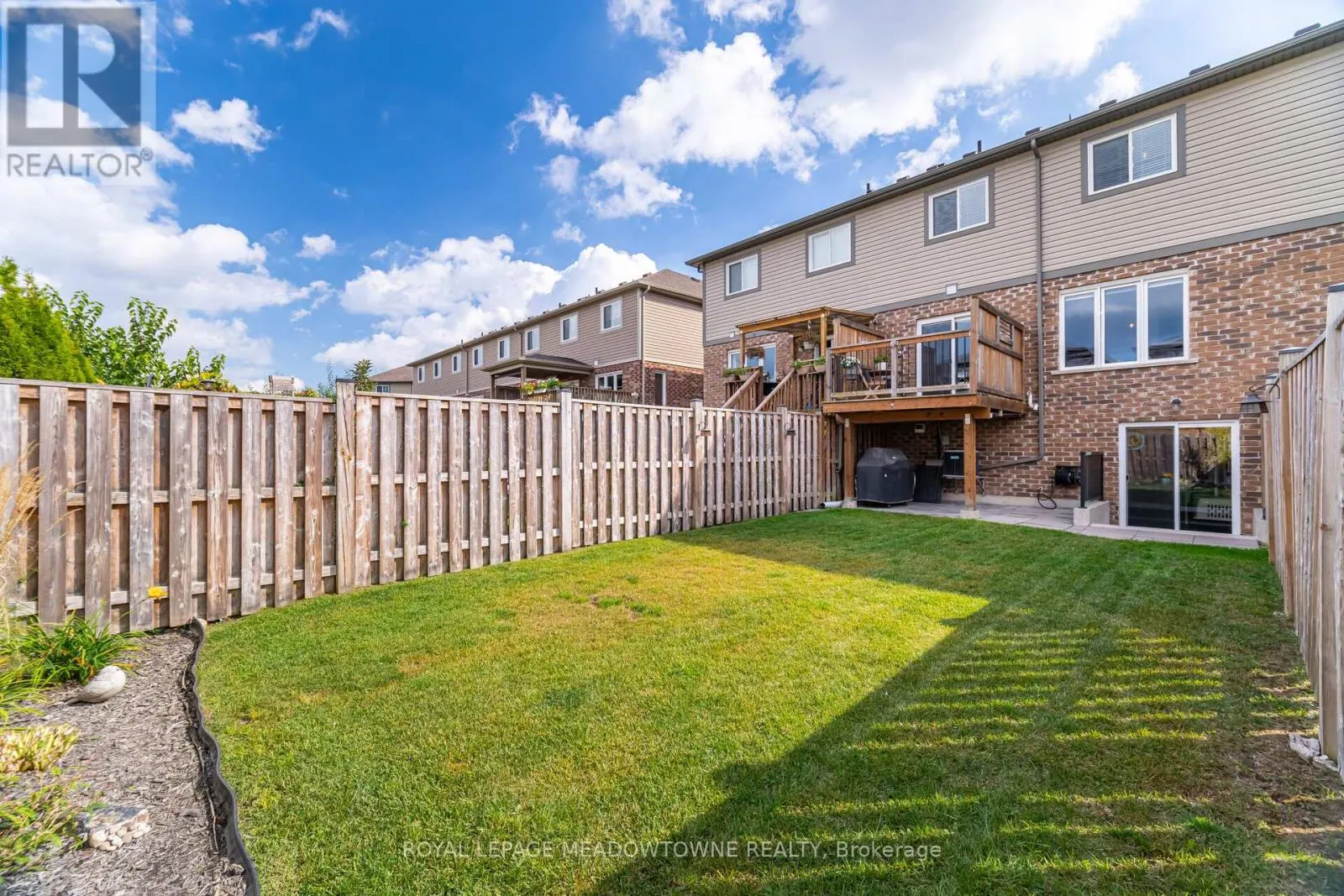 6338 SHAPTON CRESCENT