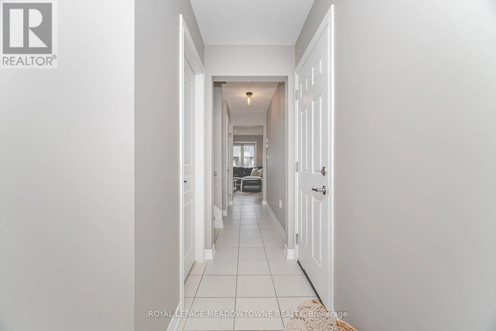 6338 SHAPTON CRESCENT