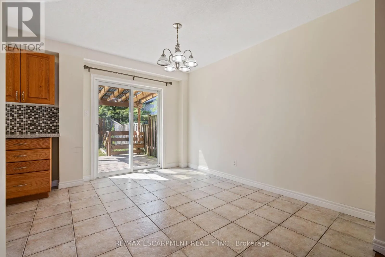 A - 695 WILD GINGER AVENUE