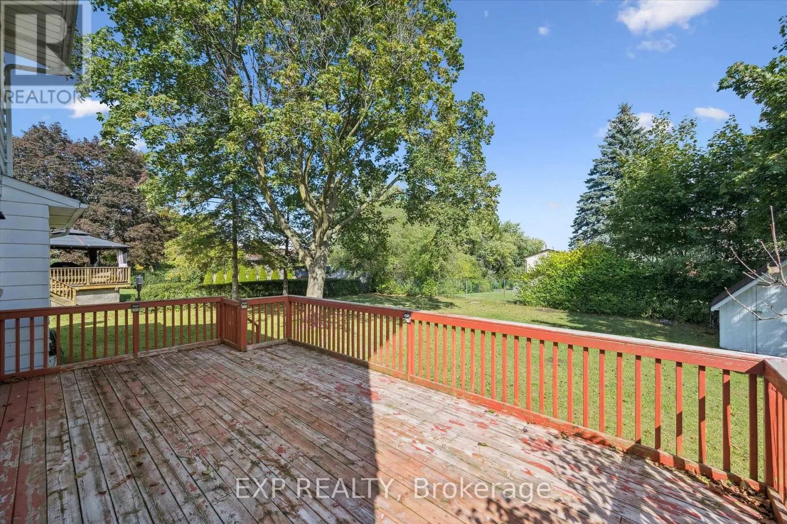 338 ASCOT PLACE
