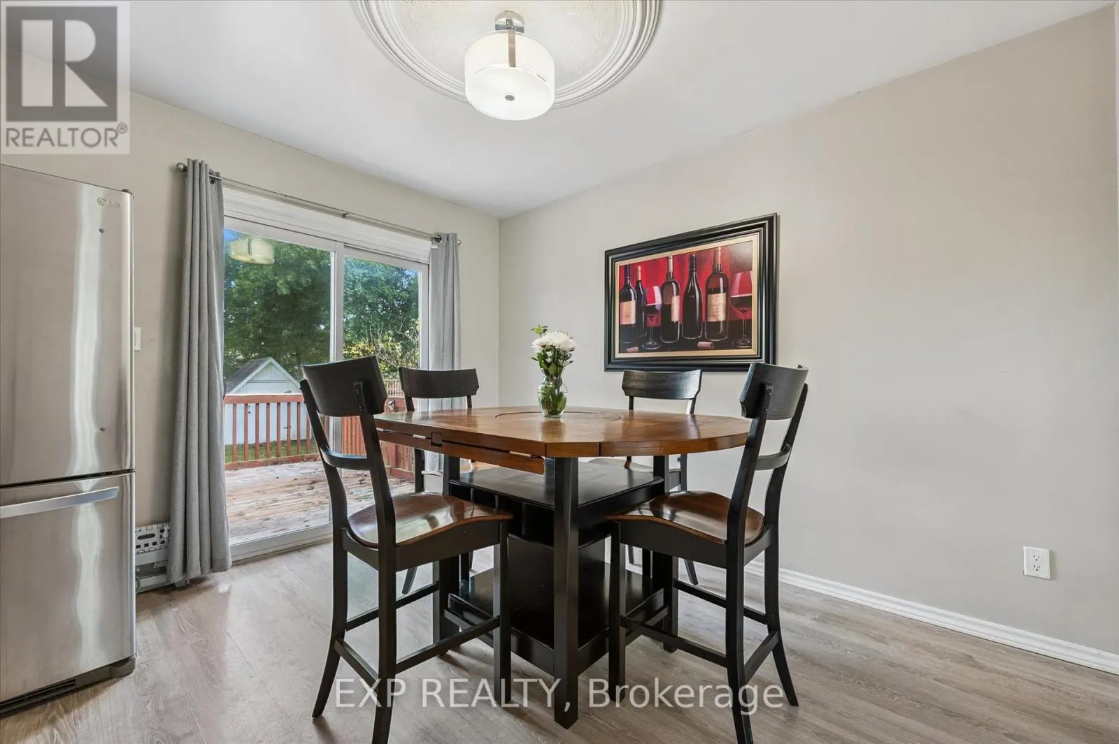 338 ASCOT PLACE
