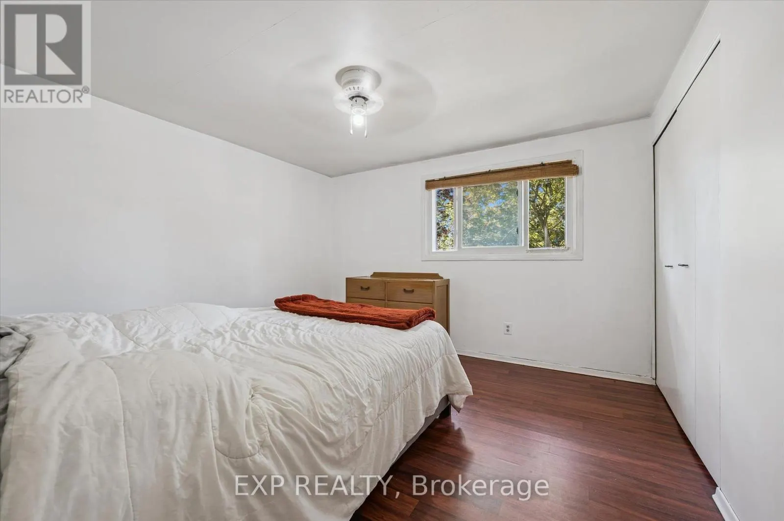 338 ASCOT PLACE