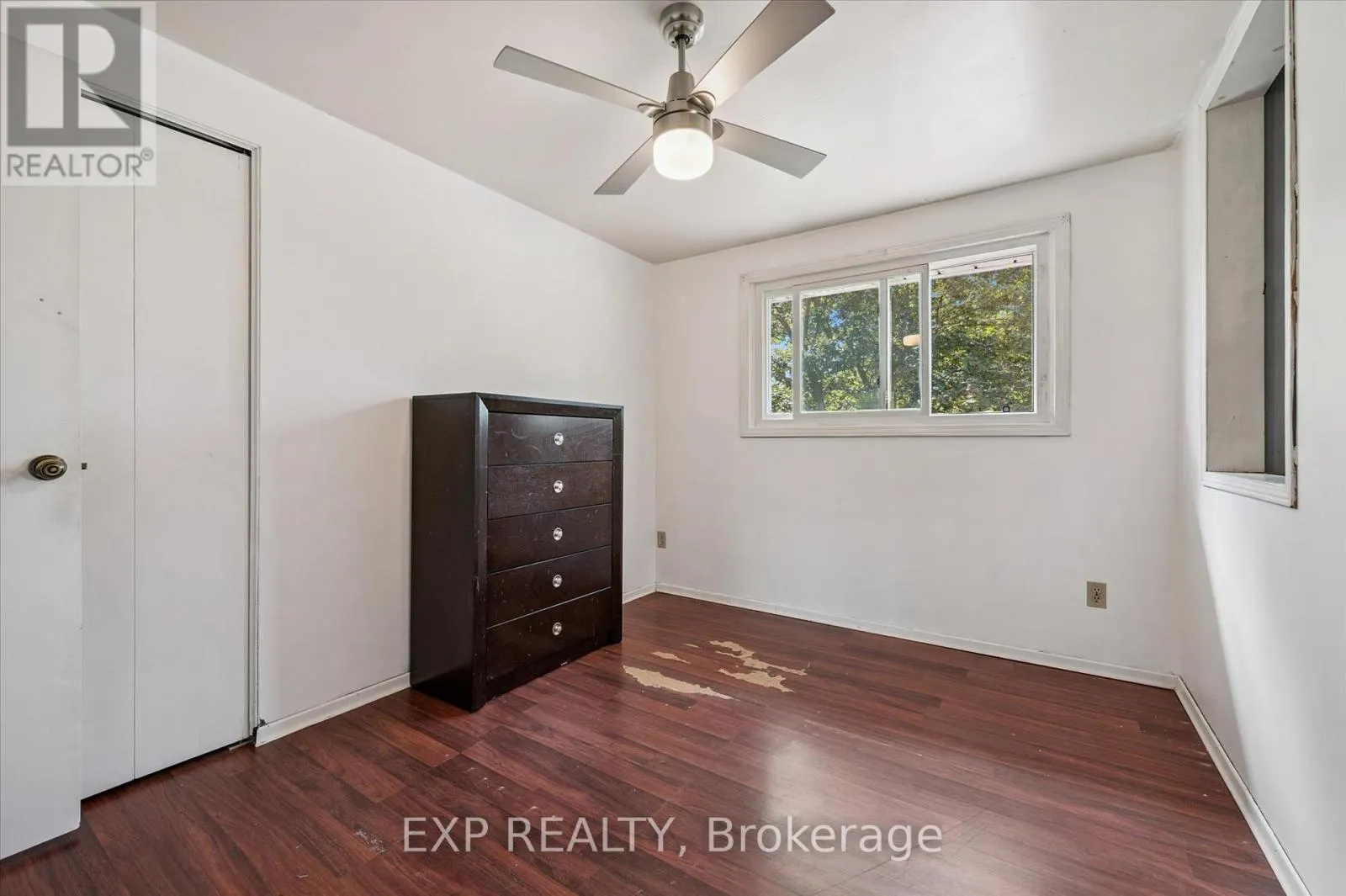 338 ASCOT PLACE