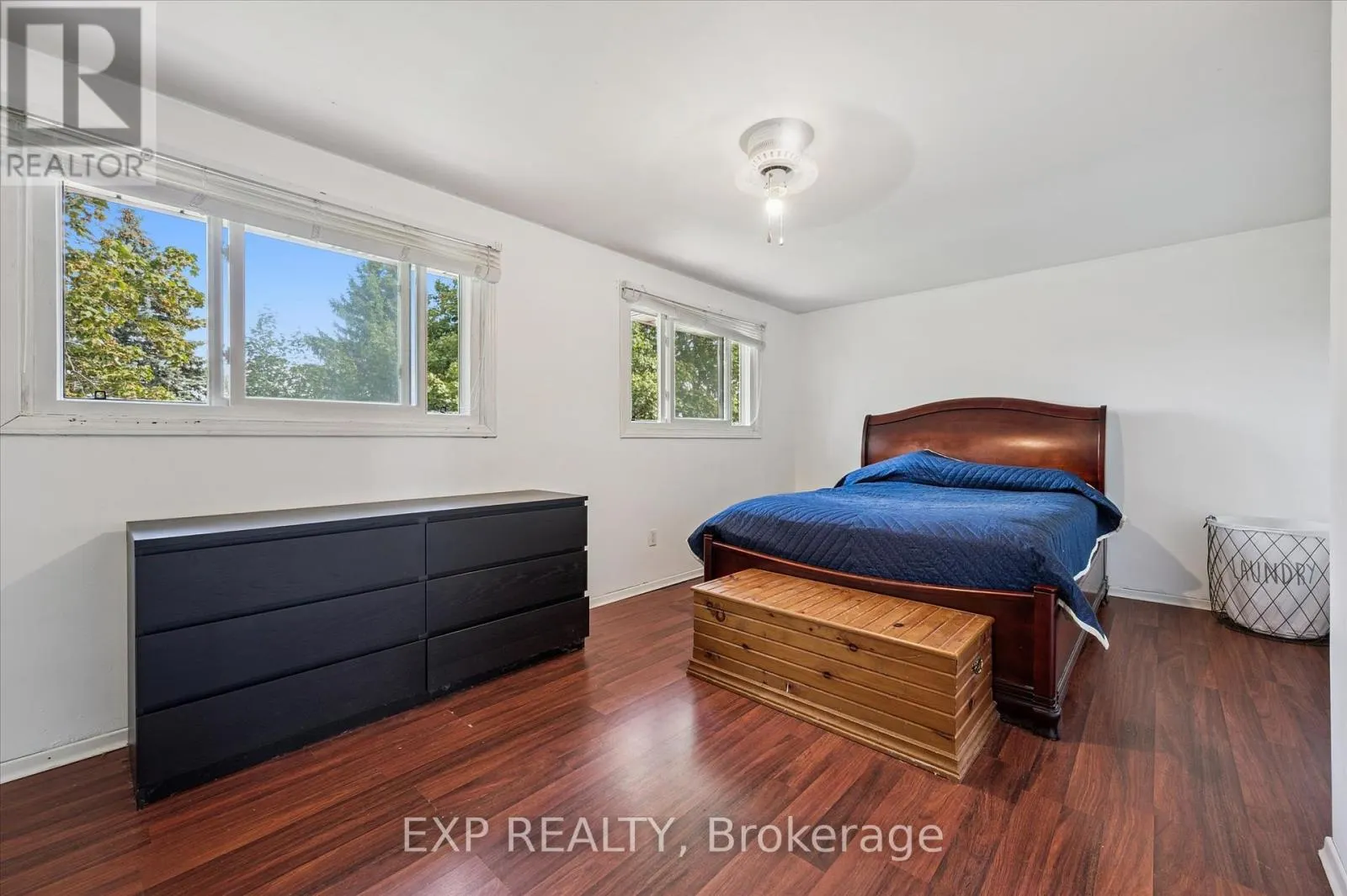 338 ASCOT PLACE