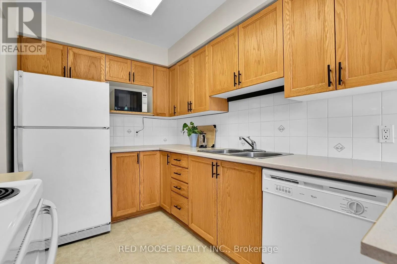 4569 OGILVIE WALK CRESCENT