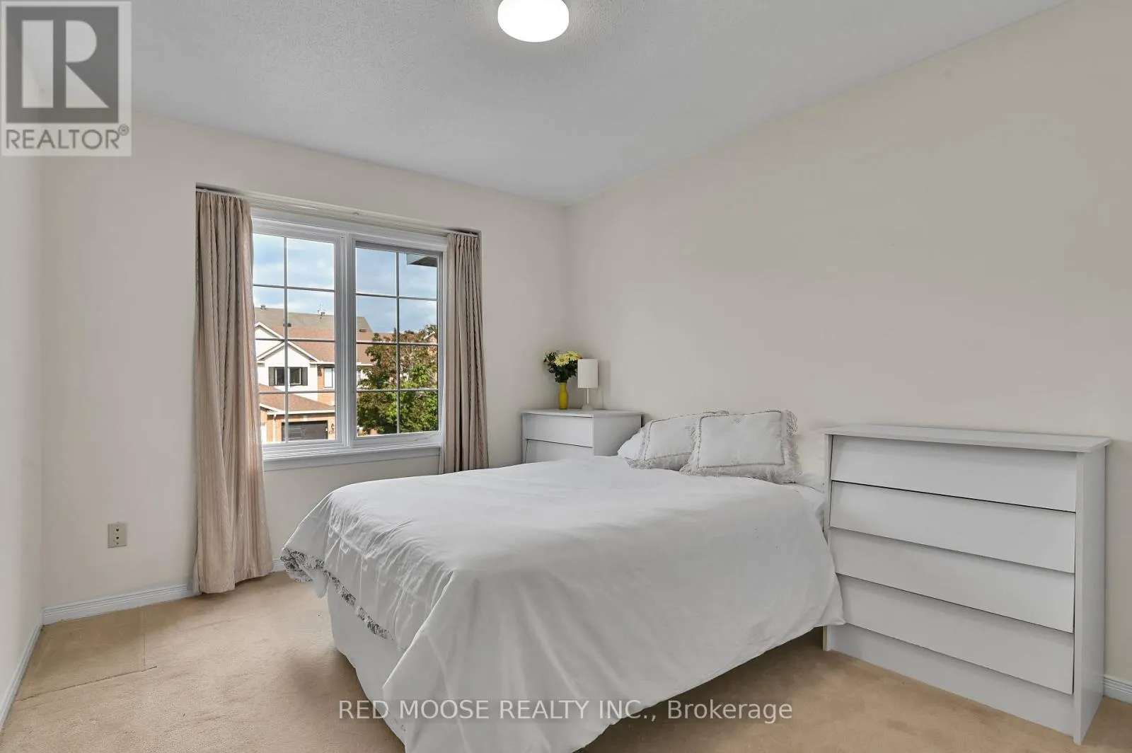 4569 OGILVIE WALK CRESCENT