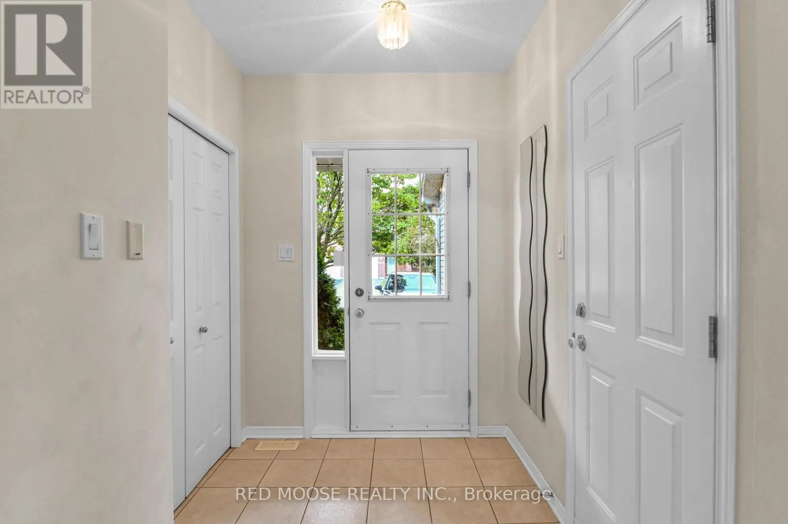 4569 OGILVIE WALK CRESCENT