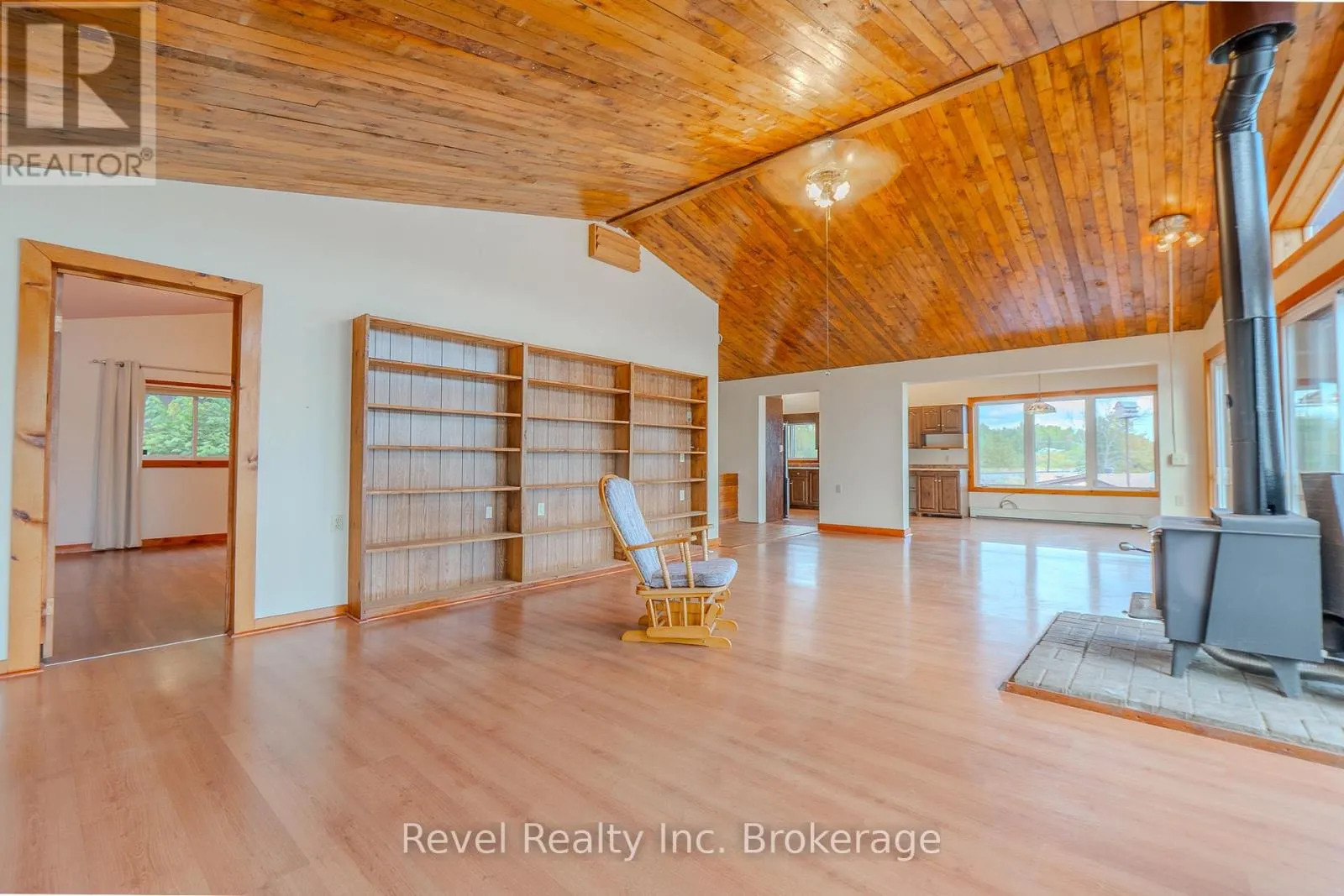 280 SUNNYSIDE ROAD