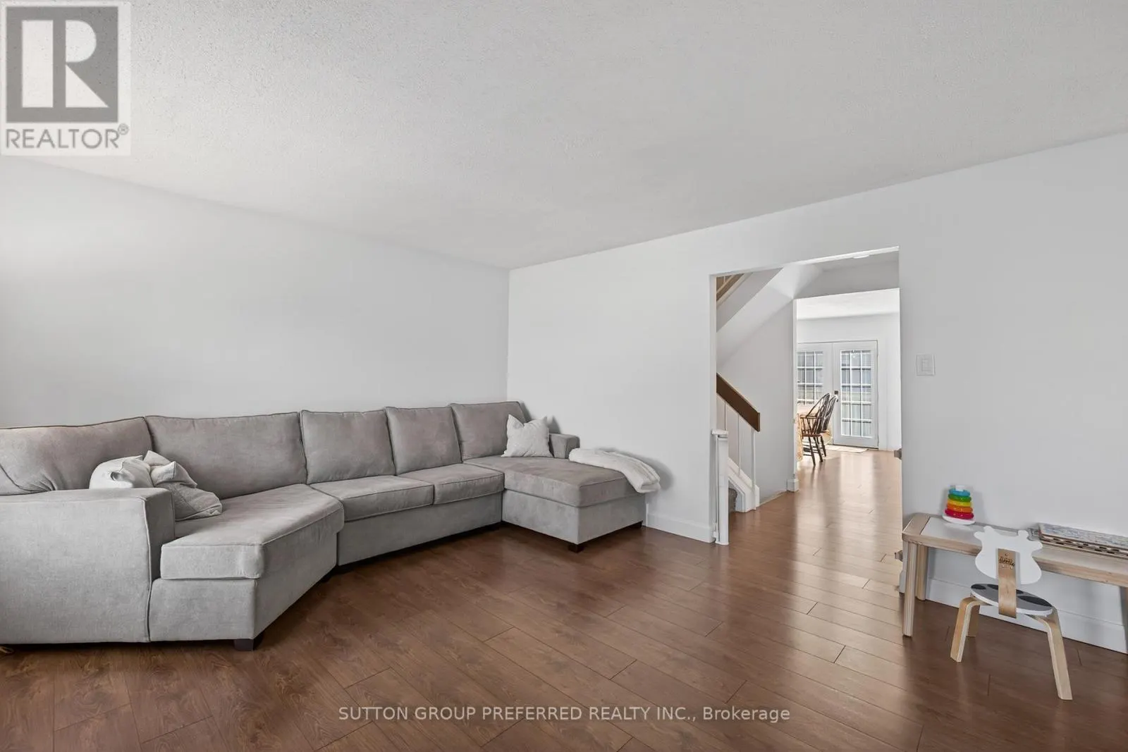 17 - 405 EVERGLADE CRESCENT, #17