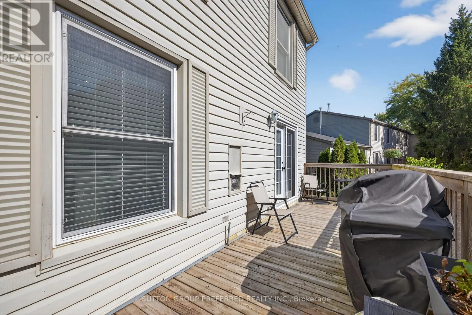 17 - 405 EVERGLADE CRESCENT, #17