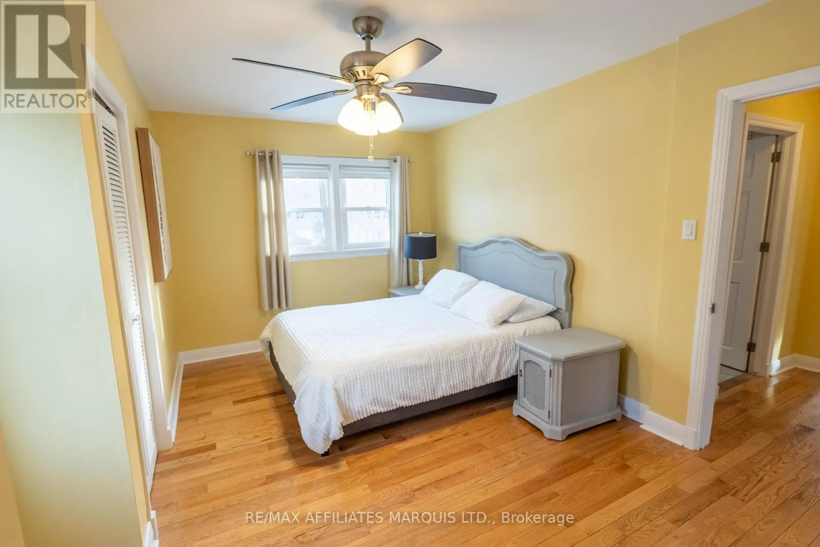 7 OLD ORCHARD AVENUE