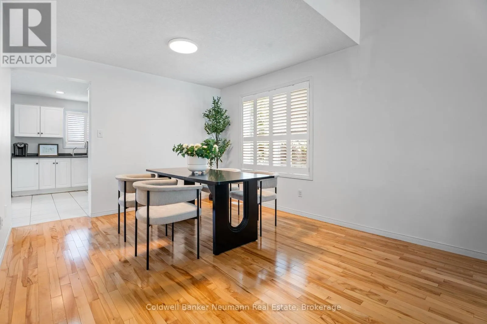 282 IMPERIAL ROAD S