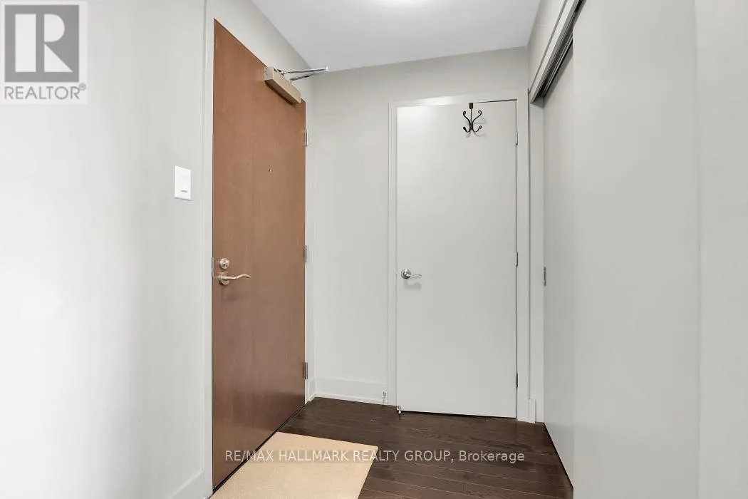 804 - 108 RICHMOND ROAD