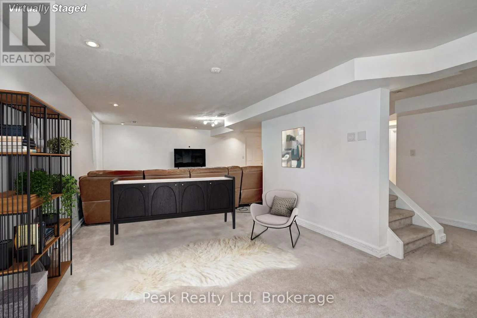 352 STEPHANIE DRIVE