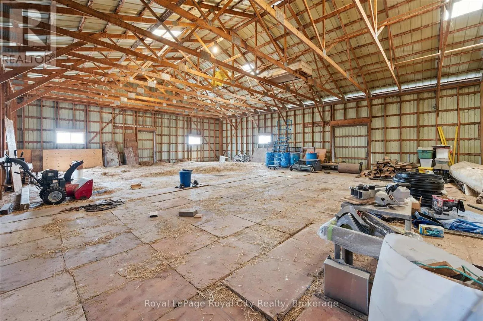 5072 WELLINGTON RD 32 ROAD