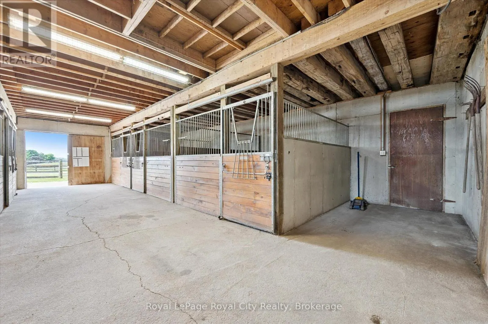 5072 WELLINGTON RD 32 ROAD