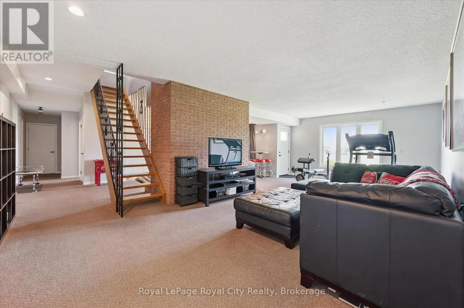 5072 WELLINGTON RD 32 ROAD