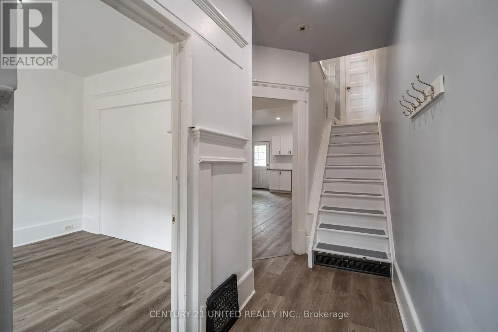 276 DALHOUSIE STREET