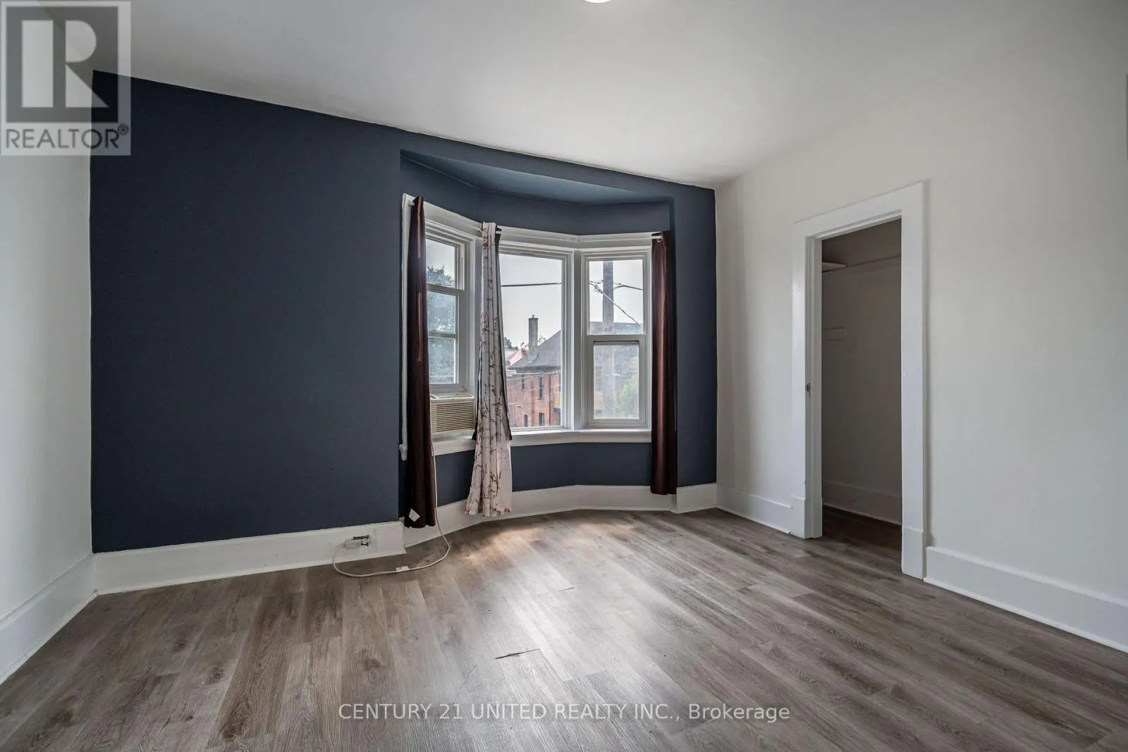 276 DALHOUSIE STREET