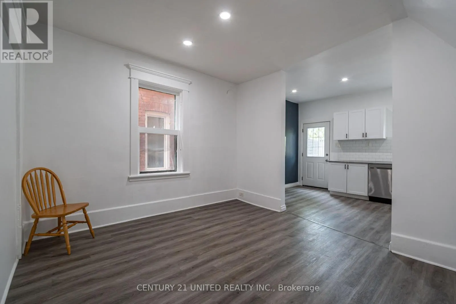 276 DALHOUSIE STREET