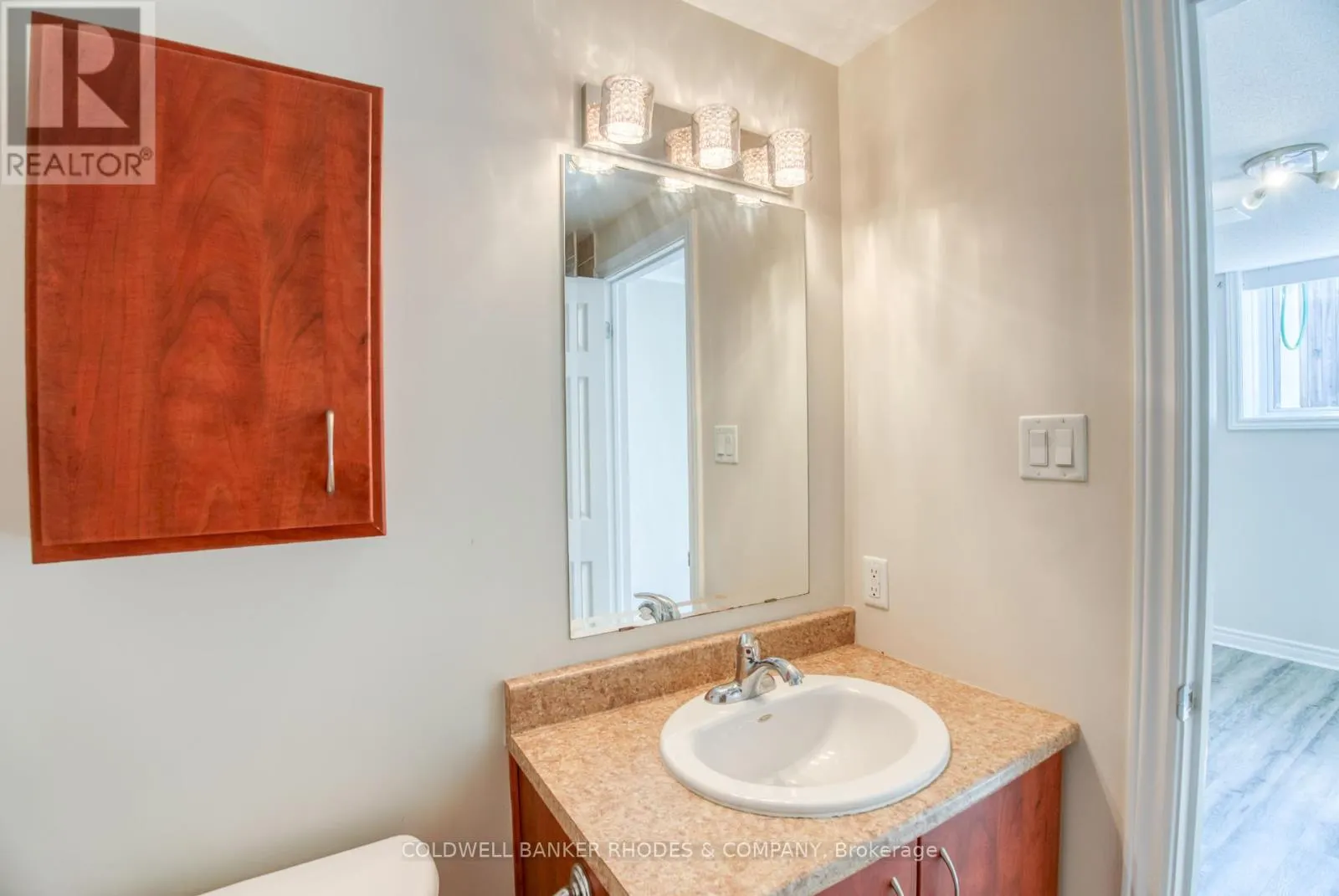 114 BRENTMORE PRIVATE