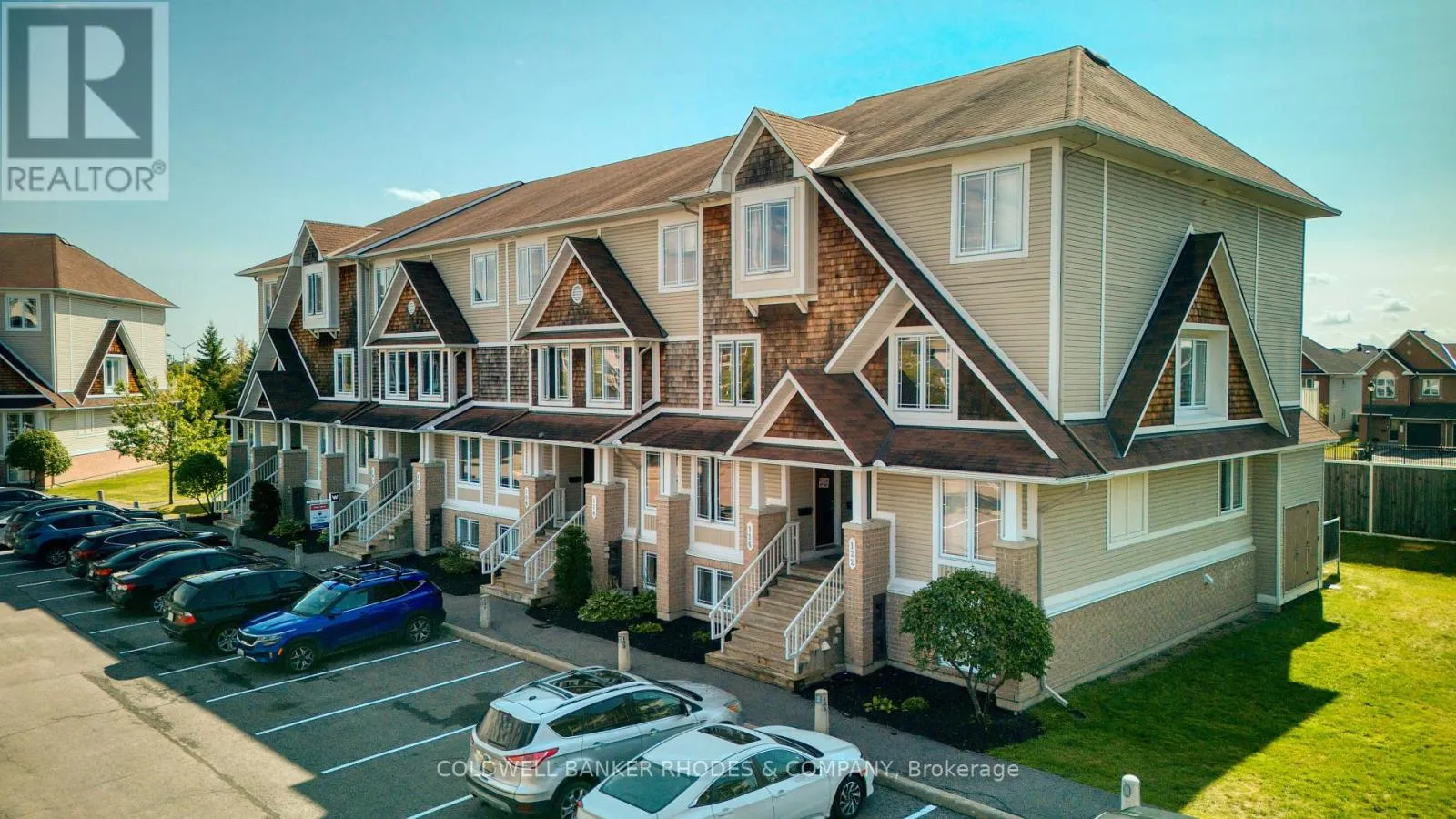 114 BRENTMORE PRIVATE