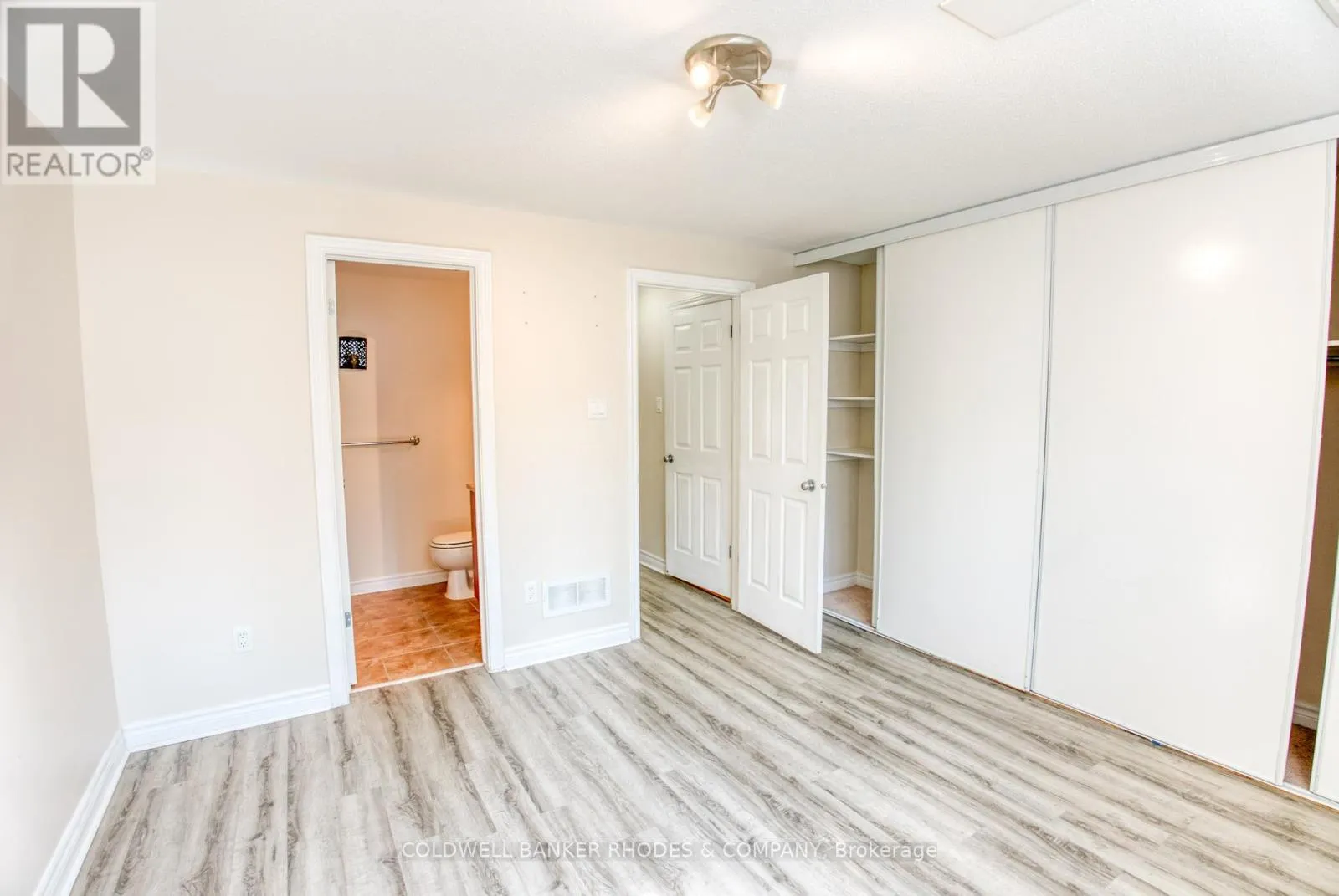 114 BRENTMORE PRIVATE