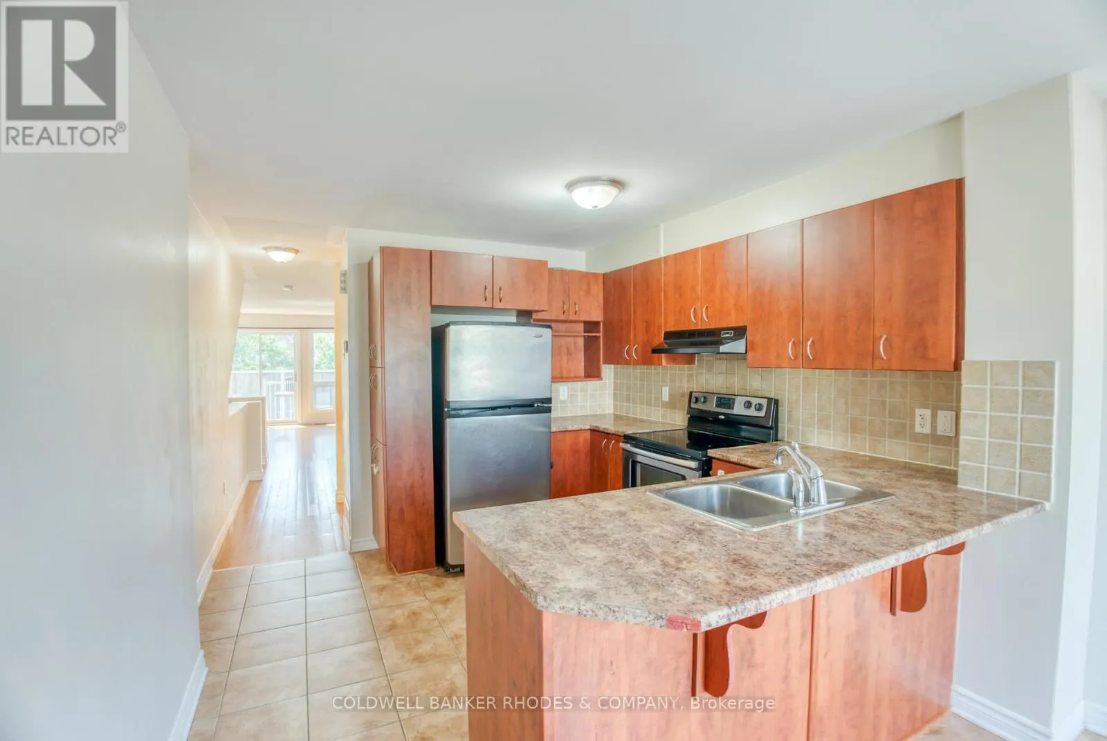 114 BRENTMORE PRIVATE
