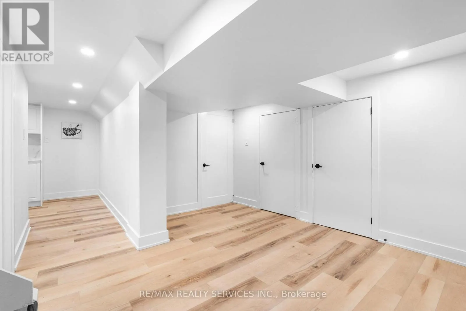 74 WEST 3RD STREET