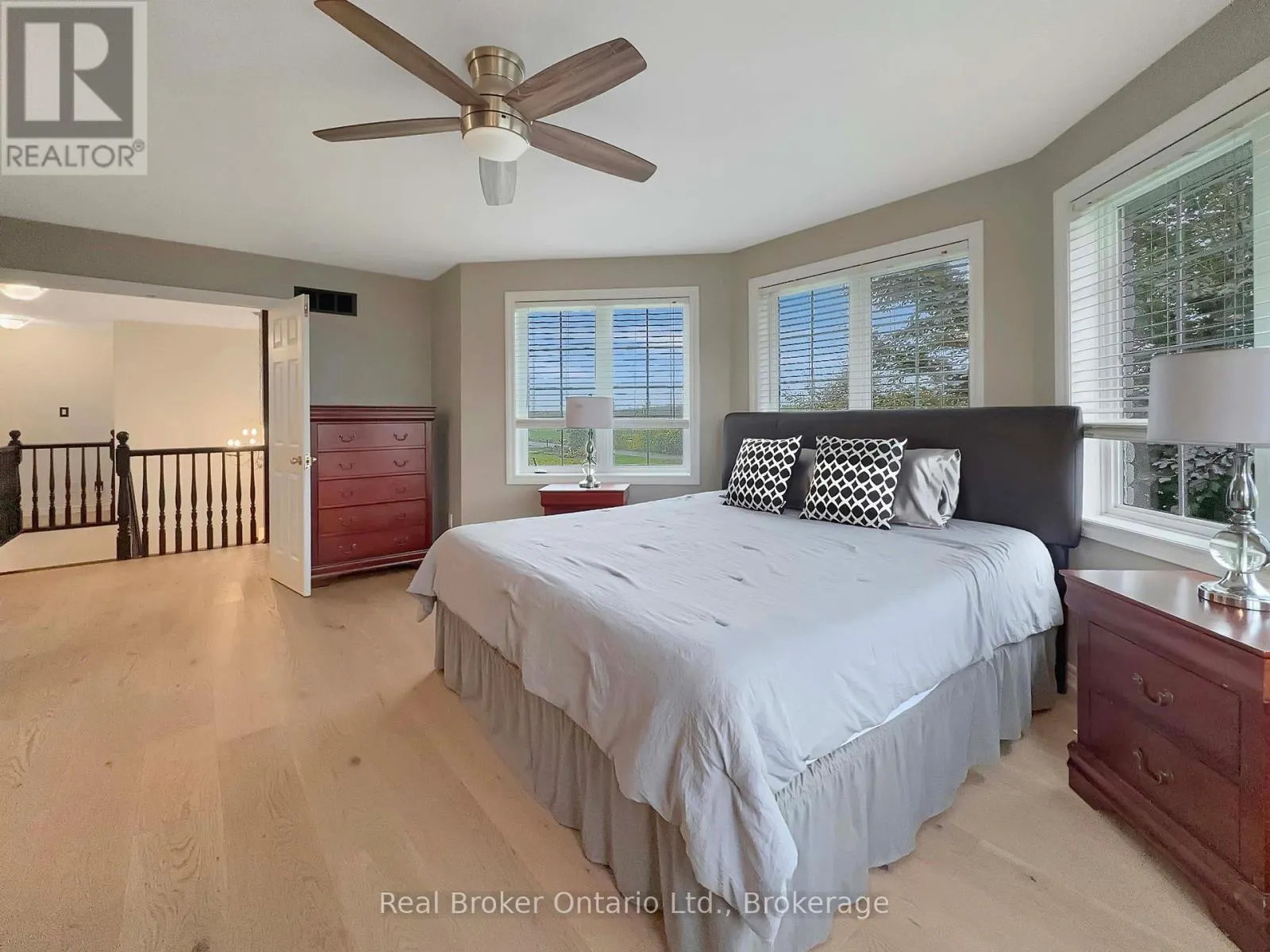 1295 SHEFFIELD ROAD