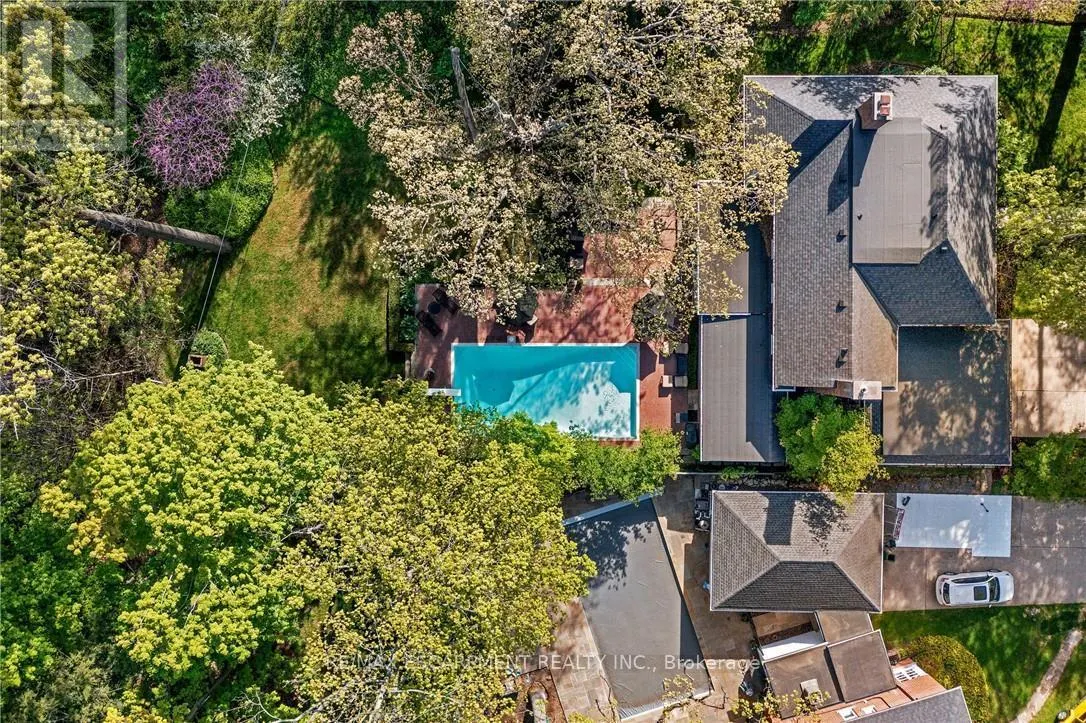 5 MAYFAIR PLACE