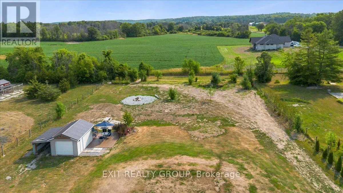323 MAPLEVIEW ROAD