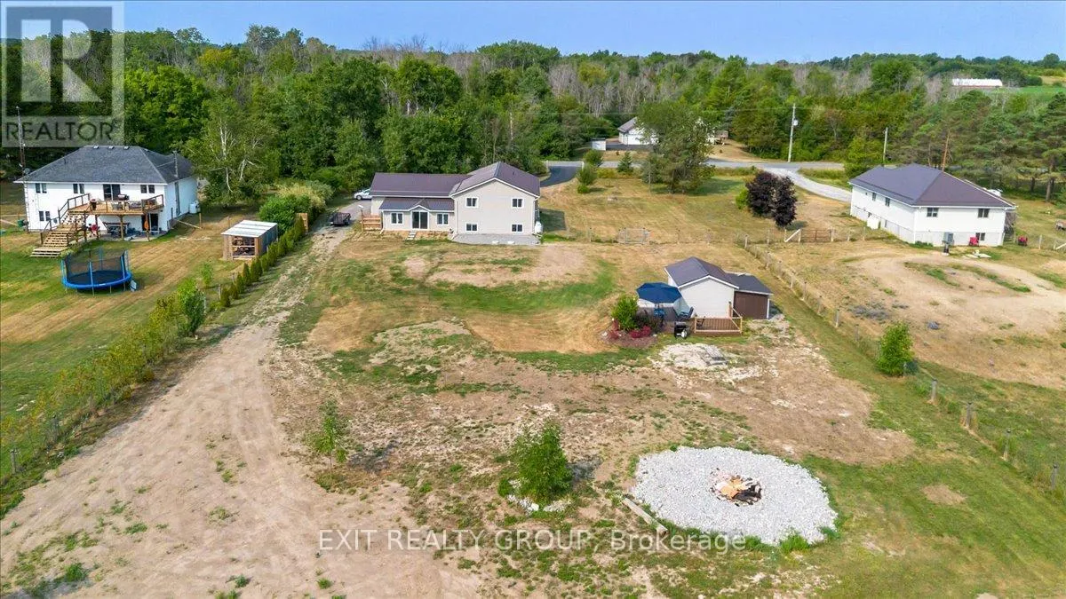 323 MAPLEVIEW ROAD