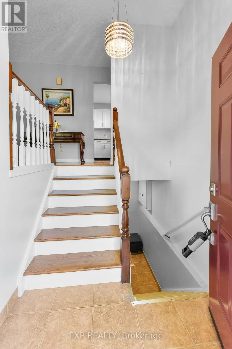 36 VINTAGE CRESCENT