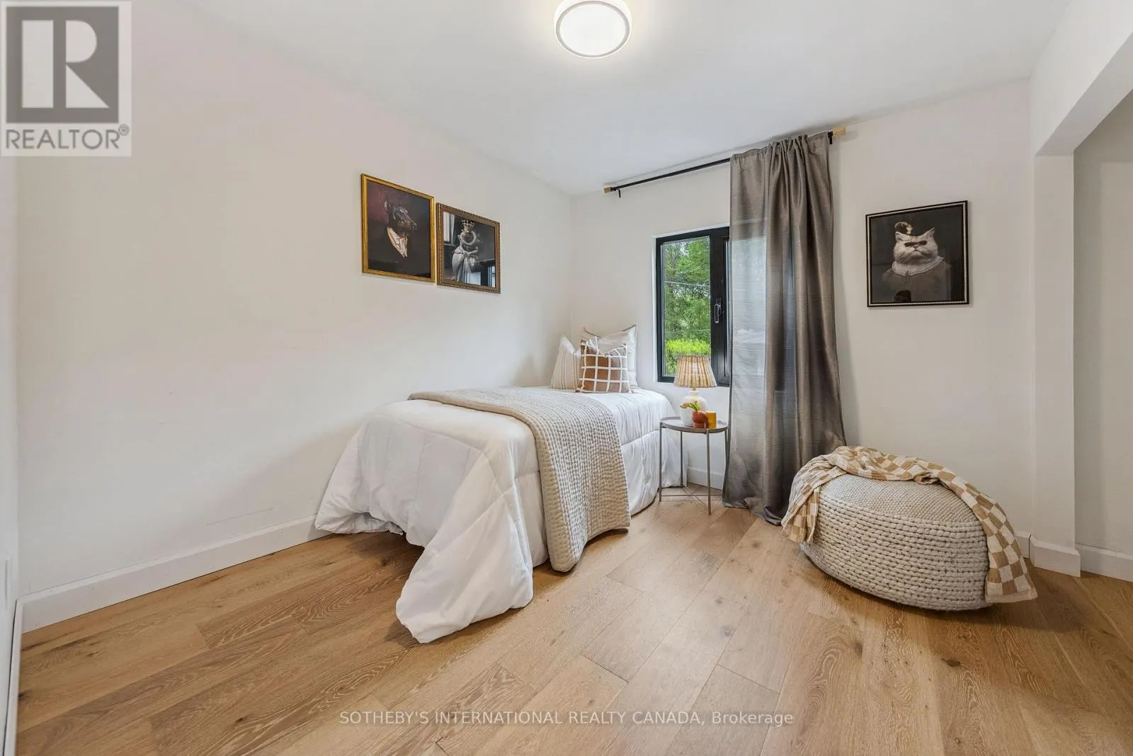25 SILVER BIRCH STREET