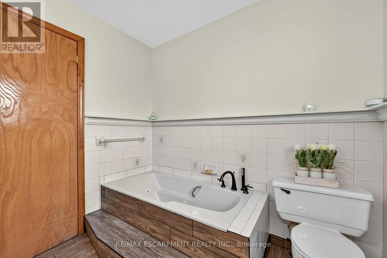 2320 HENDERSHOT ROAD